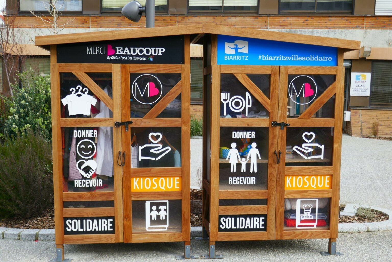 les-kiosques-solidaires-biarritz-161366027687-scaled